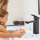 1 x RAW Customer Returns Harnart faucet bathroom waterfall wash basin faucet black, single lever mixer faucet wash basin, hot and cold adjustable, bathroom faucet water saving - RRP €19.16