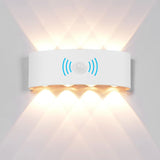 1 x RAW Customer Returns Elitlife 8W wall light wall light with motion detector, LED wall light waterproof outdoor wall lights indoor outdoor wall lamp aluminum wall light warm white, white  - RRP €29.23