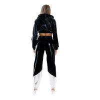 1 x RAW Customer Returns IMEKIS Women s Shiny Metallic Tracksuit Jogging Suit Sports Suit Long Sleeve Hooded Crop Top and Cargo Pants 2 Piece Pants Suit House Suit Nightclub Performance Dancewear Black Small - RRP €44.76