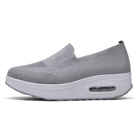 1 x RAW Customer Returns YisiNP Women s Lightweight Walking Sneakers Comfort Breathable Mesh Casual Shoes Wedge Heel Slip on Shoes - RRP €29.99