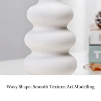 1 x RAW Customer Returns Spiral Vase for Pampas Grass Ceramic Vase White Spiral, Aesthetic Round Vase with Hole Modern Ceramic Decorative Vase, Home Desktop Decoration Donut Spiral Vase for Pampas Grass Dried Flower Vase - RRP €21.17