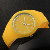 1 x RAW Customer Returns FeiWen Women and Girls Fashion Casual Analog Quartz Watches 12 Colors Rubber Dials with Band Minimalism Dress Wristwatches, Yellow - RRP €52.8