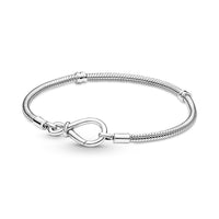 1 x RAW Customer Returns PANDORA Moments Bracelet Silver with Infinity Clasp 590792C00 590792C00-21 cm - RRP €58.85