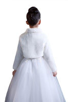 1 x RAW Customer Returns Ommda Faux Fur Cardigan Jackets for Girls Flower Girls Princess Bolero Faux Fur Cape with Long Sleeve, White, M 6-8 years  - RRP €28.22