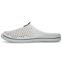 1 x RAW Customer Returns Saguaro Clogs Breathable Mesh Slippers Summer Garden Shoes Leisure Bathing Shoes Beach Aqua Slippers Flat Slippers Women Men, White 43 EU - RRP €18.99