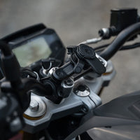 1 x RAW Customer Returns Quad Lock Pro Motorcycle Handlebar Mount - RRP €68.99