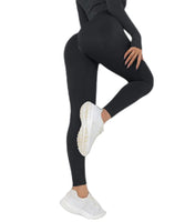 1 x RAW Customer Returns Merlvida Scrunch Butt Sports Leggings Women s High Waist Seamless Push Up Leggings Opaque Boom Booty Leggings Sports Pants with Tummy Control Slim Sports Leggings Gym Leggings Pants E01 - Black Size M - RRP €21.64