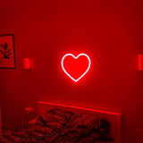 1 x RAW Customer Returns 2 Pack Red LED Heart Signs Battery Operated Neon Heart, Valentine s Day Love Lamp for Wedding Girls Women Room Wall Decoration, Christmas Valentine s Day Gifts for Wife. 7.8 x 8.2 inches - RRP €17.19