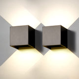 1 x RAW Customer Returns Wall light outside inside LED wall lamp outside 2 pieces modern black IP65 waterproof 6W natural white 4000K wall lighting square aluminum adjust the light angle design easy installation - RRP €42.99