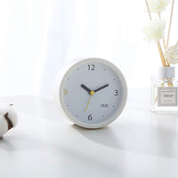 1 x Brand New SWHONG Simple Alarm Clocks, Small Silent Desk Bedside Clock, Battery Operated, Easy to Read, for Bedroom, Living Room, Home Decoration, White - RRP €24.99