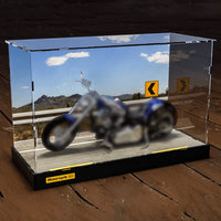 1 x RAW Customer Returns Zalati Display Case Acrylic with Simulation Scenario Dustproof Display Case for Motorcycle Model Toy Collectibles Assemble - RRP €21.17