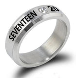 1 x RAW Customer Returns ZHENGGE Kpop SEVENTEEN Gift Set, SEVENTEEN Photo Card, Sticker, Bracelet, Face Shield, Rings, Pendant Necklace, Button Pin, Phone Ring Holder, Keychain, Plastic - RRP €22.2