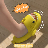 1 x RAW Customer Returns Shark Slippers Children Shark Slides Cloud Sandals Boys Cushion Slippers Girls Home Slippers Beach Pool Shower Open Toe Summer Flip Flops, Yellow, 32 33 EU, Tag 210 - RRP €23.59