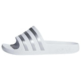 1 x RAW Customer Returns adidas Adilette Aqua, Unisex Flip Flops Kids and Youth, Cloud White Silver Metallic, 28 EU - RRP €19.57