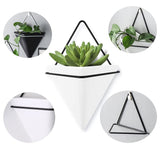 1 x RAW Customer Returns 2PCS Ceramic Hanging Planters, Geometric Wall Planters, Hanging Planter Vase, Flower Pot Wall Decor, Modern Hanging Pots, Triangular Planter, for Home, Bar - RRP €22.49