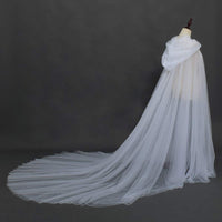 1 x RAW Customer Returns GRACEART Women s Tulle Cloak Wedding Coat with Hood Long Jacket Bridal Wraps Cape White  - RRP €34.99