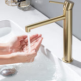 1 x RAW Customer Returns ONECE wash basin faucet gold, wash basin faucet high with spout height 204 mm, high faucet for countertop wash basin, with removable bubbler, vertical spout design, bathroom faucet gold - RRP €62.99