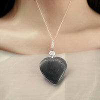 1 x RAW Customer Returns Mineral Import Necklace Pendant Heart made of Shungite - RRP €30.0