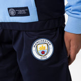 1 x RAW Customer Returns Official Manchester City tracksuit for kids - Season 22 23 - Size 140 10 years - Long sleeve Man City tracksuit jacket and jogging pants - Jacket and pants for football training - Man City tracksuit - RRP €65.5