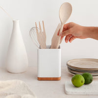 1 x RAW Customer Returns KOOK TIME accessory set for kitchen - incl. 1 x salt jar with lid and 1 x garlic jar and 1 x kitchen utensil holder - ceramic matt white and bamboo - RRP €49.99