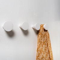 3 x RAW Customer Returns nidoshu YCONIC 4 Decorative Individual Wall Coat Racks White Hooks to Hang Clothes on the Wall Bedroom Bathroom Kitchen or Hallways Children s Wall Hanger Coat Rack or Original Rooms - RRP €38.82