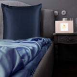 1 x RAW Customer Returns PiccoCasa silk pillowcase 80x80 pillowcase made of 100 silk 22 momme pillowcase hair and skin care with zipper gift box navy blue 80x80cm - RRP €53.99