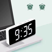 1 x RAW Customer Returns HZDHCLH Digital radio alarm clock LED table clock with date, temperature display, snooze function white  - RRP €23.18