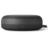 1 x RAW Customer Returns Bang Olufsen Beosound A1 2nd Gen Wireless portable IP67 waterproof Bluetooth speaker with 360-degree sound, Alexa voice assistant speakerphone, 18 h battery life - Anthracite Oxygen - RRP €215.11