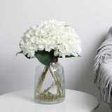 1 x RAW Customer Returns Kisflower 6pcs Silk Hydrangea Artificial Flowers Realistic Hydrangea Flowers Bouquet for Weddings Party Office Home Decor White  - RRP €20.16