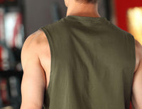 1 x RAW Customer Returns Rane Sports Men s Bodybuilding Training Tank Tops Athletic Training Gym Vest Cotton Cropped Sleeveless Muscle T-Shirt 03 Army Green XL - RRP €26.1