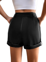 1 x RAW Customer Returns GORGLITTER Women s PU Leather Shorts Short Trousers PU Leather Look Faux Leather Trousers Night Club Short with Pockets Black L - RRP €31.25