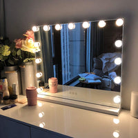 1 x RAW Customer Returns FENCHILIN Hollywood Makeup Vanity Mirror with Lights, Type-C and USB Output Port, 15 Bulbs, 3 Lighting Modes, Table and Wall Mounted - RRP €117.01