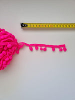 4 x RAW Customer Returns Pompom Ribbon Sewing Sewing ribbon with Pompom 10 Yards, 9 meters Sewing, tassel for clothing, accessories, hats, clothing, everything for your projects Fuchsia  - RRP €51.2