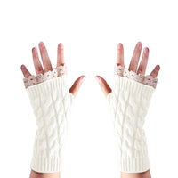 1 x Brand New SUNTRADE Women Knitted Arm Warmers Winter Fingerless Thumb Hole Mitten Soft Gloves with Lace Black Medium - RRP €27.6