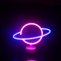 1 x RAW Customer Returns Planet Neon Light and Base LED Neon Light Table Lamp Light Blue Pink Planet Night Light USB Battery Decoration Sign Outside Table Kids Room Birthday Party Wedding Supplies 9.4 11.8  - RRP €18.68