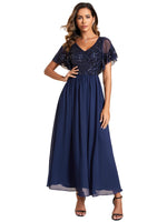 1 x RAW Customer Returns Ever-Pretty Mother Evening Dress Long Chiffon A-Line V-neck Short Sleeves Chic Formal Dress Navy Blue 52 - RRP €60.99