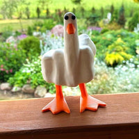 1 x RAW Customer Returns FASBET Middle Finger Resin Duck Ornament Funny Duck Statue Garden Decor Aesthetic Decoration Middle Finger Duck - RRP €13.1