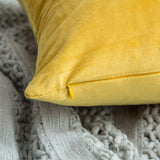 1 x RAW Customer Returns MIULEE Set of 2 Velvet Cushion Covers Pillow Case Sofa Cushion Decorative Throw Pillows Couch Cushions with Hidden Zipper Sofa Bedroom 26 x 26 Inch 65 x 65 cm Lemon Yellow - RRP €23.99