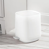 1 x RAW Customer Returns mDesign 5 L Waste Bin Perfect as a recycling container Metal and plastic pedal bin with removable bucket white - RRP €57.42