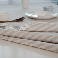 1 x RAW Customer Returns meioro Striped table runner Fringe table runner Simple and elegant home textiles for indoor and outdoor use - RRP €20.82