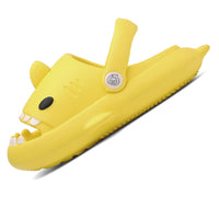 1 x RAW Customer Returns CELANDA Shark Slippers for Boys Girls Shower Bathing Shoes Non-Slip Shark Sildes Slippers Cute Bath Slippers Children s Mules Soft Thick Sole Yellow Shark Size 26 27 EU - RRP €23.99