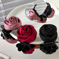 1 x Brand New 3PCS Rose Flower Hair Holder,Rose Hair Pins,Rose Flower Jaw Clips,Hair Barrettes Black Pink Red Accessories for Women and Girls - RRP €15.6