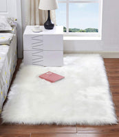 1 x RAW Customer Returns HARESLE faux fur rug, soft thick rug, fluffy lambskin rug, bed rug white 60x120cm  - RRP €34.99