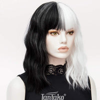 1 x RAW Customer Returns TANTAKO Women s Half Black Half White Cosplay Short Bob Wig for Halloween Carnival and Party Fancy Dress Short A  - RRP €22.18