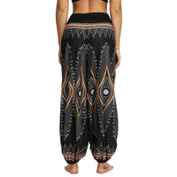 1 x RAW Customer Returns Nuofengkudu women s Thai hippie pants harem pants boho print beach pants baggy yoga pants lightweight harem pants high waist harem pants black peacock, L  - RRP €24.99