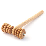 1 x RAW Customer Returns Tuuli Accessories Anti Cellulite Massage Massager Massage Roller with Handle Roller Maderotherapy T-Shape Made of Wood 37 x 13 cm - RRP €21.52