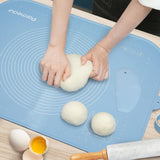 1 x RAW Customer Returns Parmedu Extra Large Thickened Silicone Dough Mat 80x60cm Non-Stick Kneading Mat with Storage Strap Dough Cutter Heat Resistant Silicone Baking Mat Worktop Mat Non-Slip Dough Rolling Mat - RRP €33.43