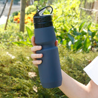 1 x RAW Customer Returns yeixzoua Foldable Silicone Drinking Bottle, 750 ml, Folding Bottle, Foldable Water Bottle, Portable, Leak-proof Silicone Travel Water Bottle, Festival for Sports, Gym, Riding Outdoors Color Black  - RRP €13.99