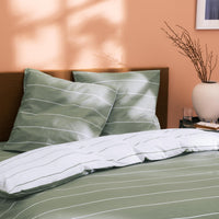 1 x RAW Customer Returns MATT ROSE Bedding Set 220x240 cm Stripes Printed Reversible 100 Cotton Oeko-TEX Duvet cover 220x240 cm 2 pillowcases 65x65 cm Lichen - RRP €39.9