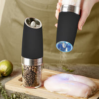 1 x RAW Customer Returns Joeji s Kitchen 2 Pack Salt and Pepper Mill with LED Light - Gravity Automatic Electric Set - Battery Operated - Salt Mill Spice Mill - Adjustable Ceramic Coarseness - Black - RRP €22.84